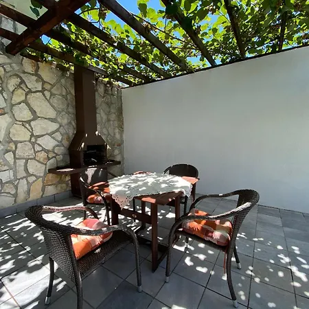 Apartman Mandica *